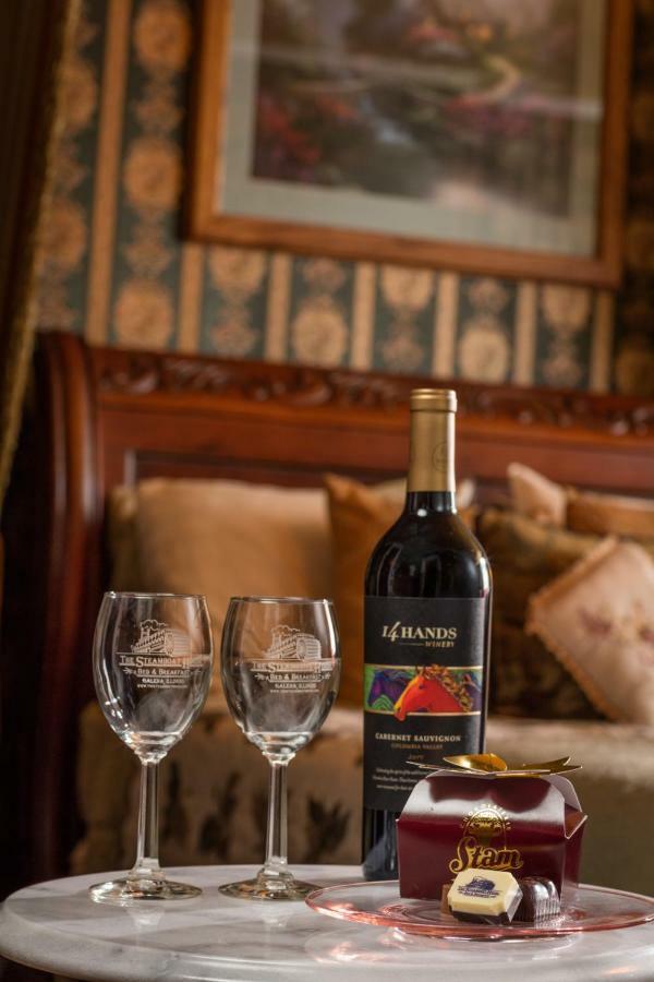 The Steamboat House Bed & Breakfast Galena Bagian luar foto